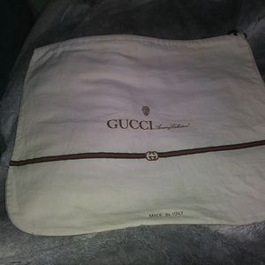Gucci dust bag